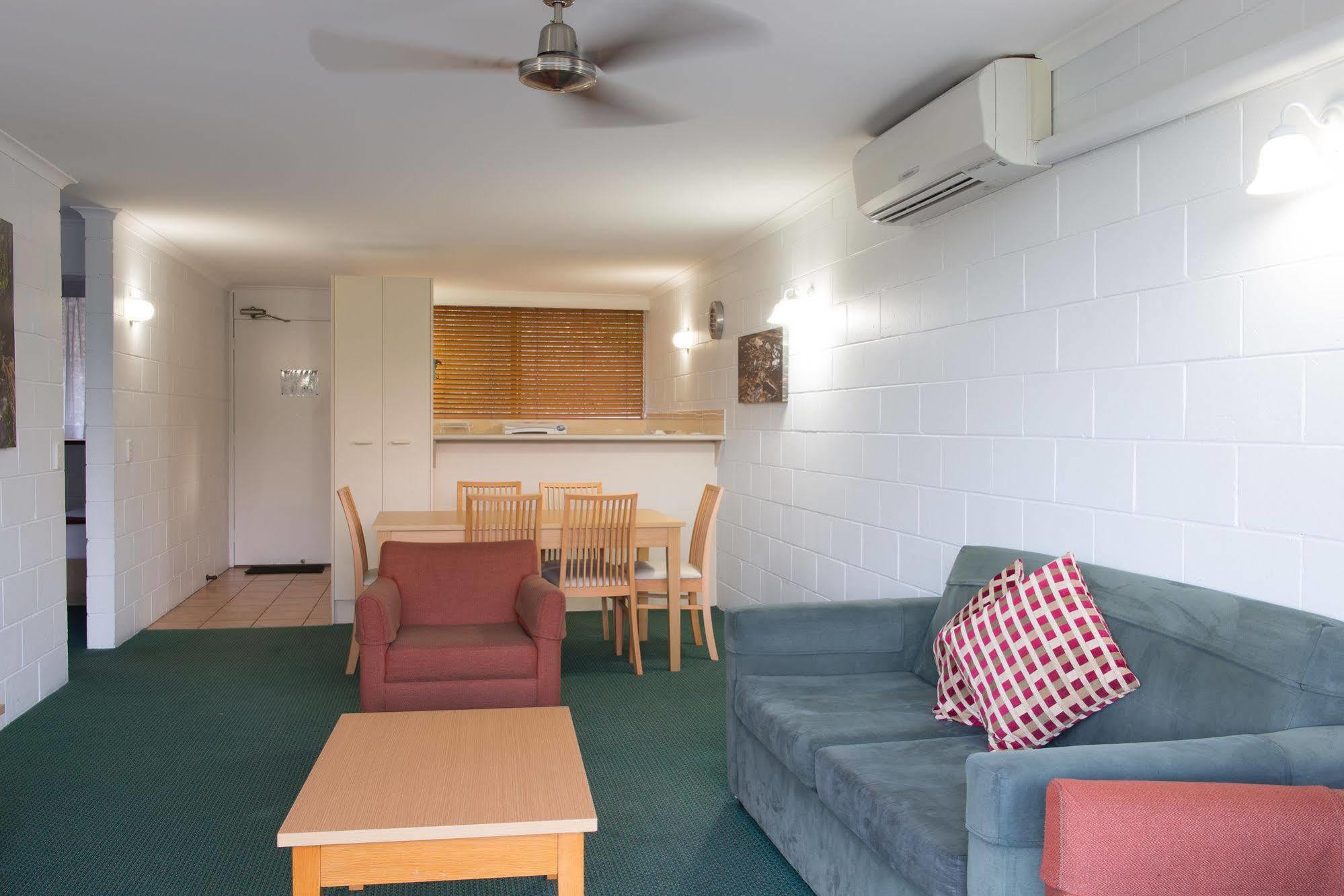 Cedar Lake Country Resort Advancetown 외부 사진